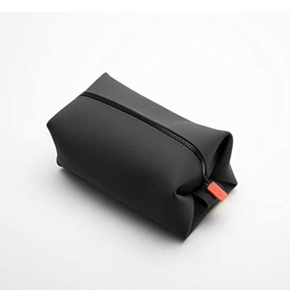 New Toiletries - The Koby Dopp t Silicone Toiletry Organizer, Bathroom Travel - Picture 5 of 5